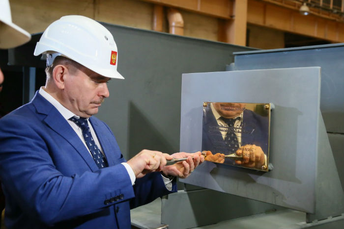 На астраханском судостроительном заводе заложили два самоходных земснаряда