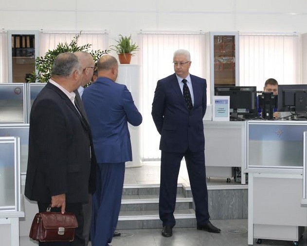 Вице-губернатор проверил работу Центра управления кризисных ситуаций и Центра обработки вызовов Системы-112 