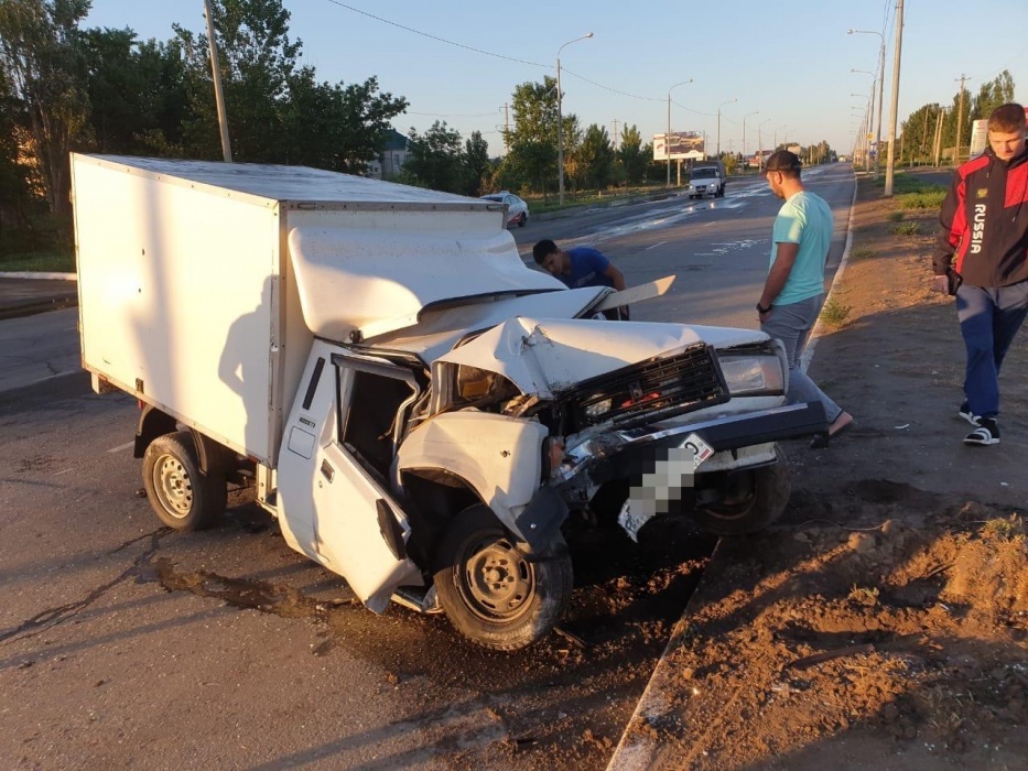 Утро началось не с кофе: в Астрахани произошли две жесткие аварии