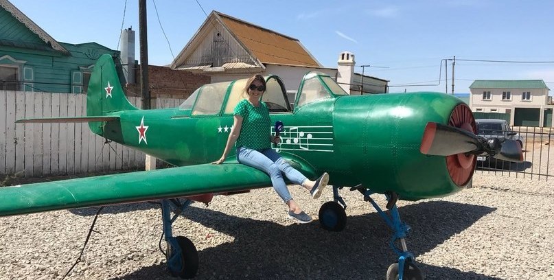 В астраханском селе воссоздали точную копию самолета из фильма «В бой идут одни старики»