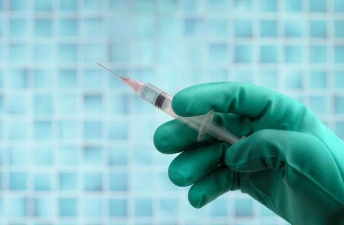 Астраханская область в ближайшие два месяца получит 42 000 доз вакцины от COVID-19