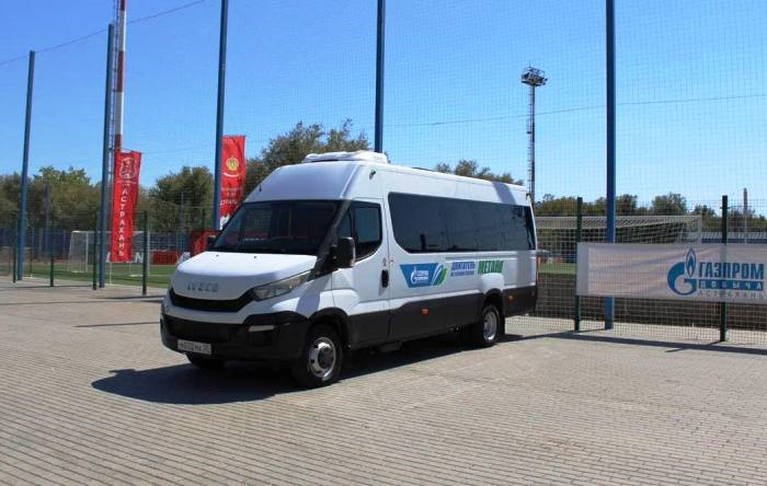 «Астрахань» получила в подарок автобус от газовиков