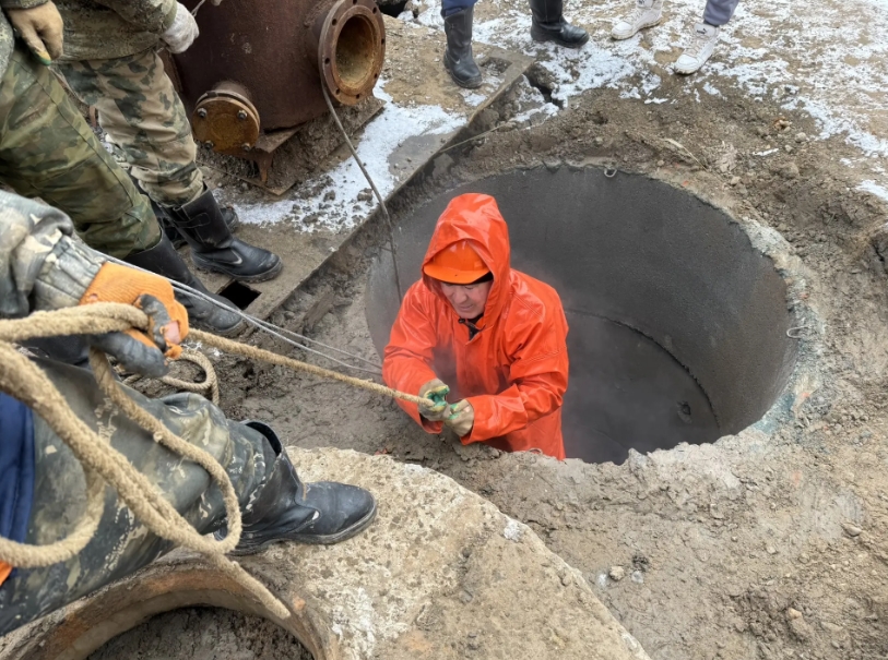 Масштабные работы по модернизации сетей водоснабжения и канализации администрацией города продолжаются