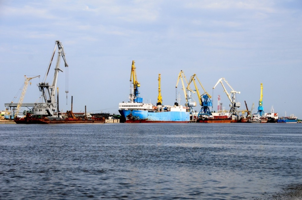 Астраханская область намерена привлекать частные инвестиции для развития портовой особой экономической зоны