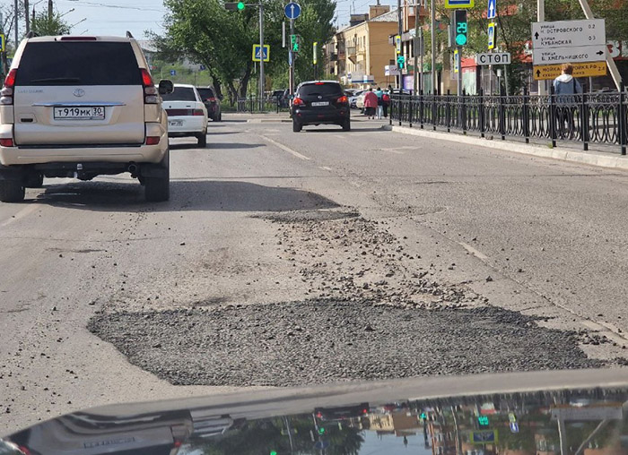На масштабный ремонт астраханских улиц не нашлось желающих