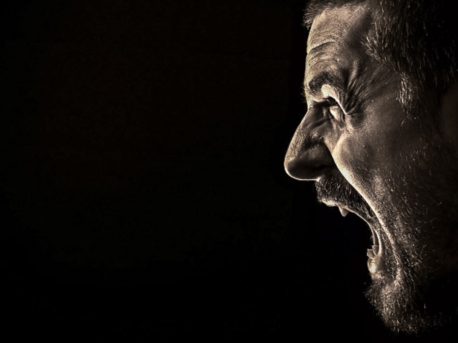 В одной из городских больниц астраханец поднял переполох игрушечным пистолетом