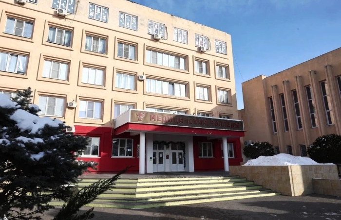 В астраханском медколледже сделали капремонт актового зала и обновили симуляционный центр