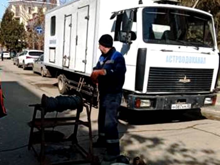 В Астрахани все выходные происходят большие перебои с холодной водой 