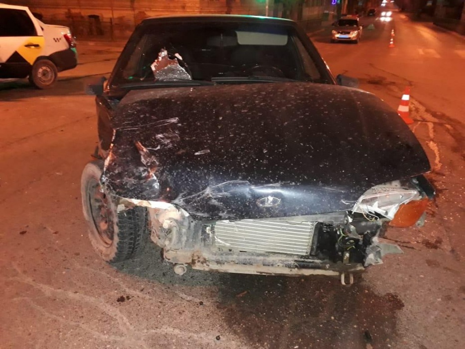 В Астрахани водитель с безумным количеством нарушений совершил ДТП