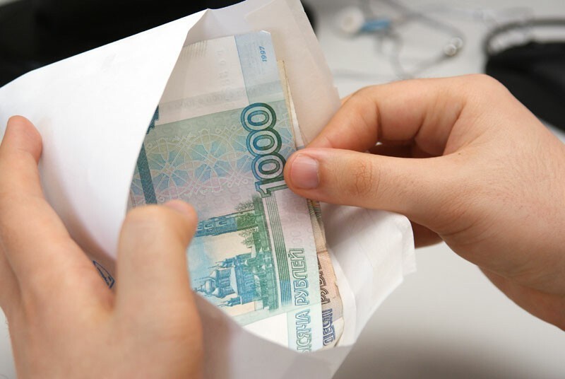 Зарплатные ожидания астраханцев выросли на 2,5 тысячи рублей