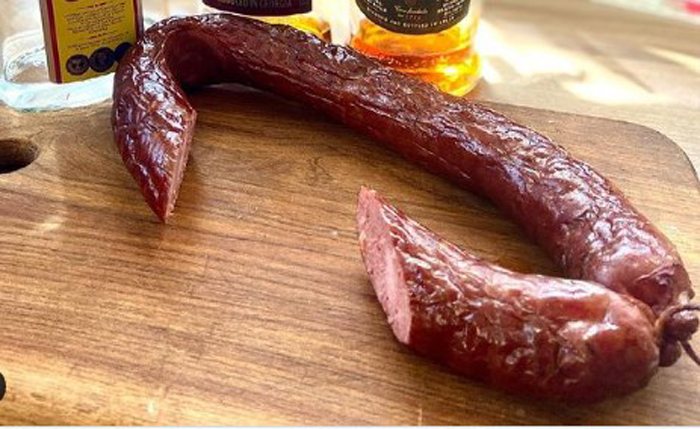 Послали за бутылкой: застолье под Астраханью закончилось крайне неприятно