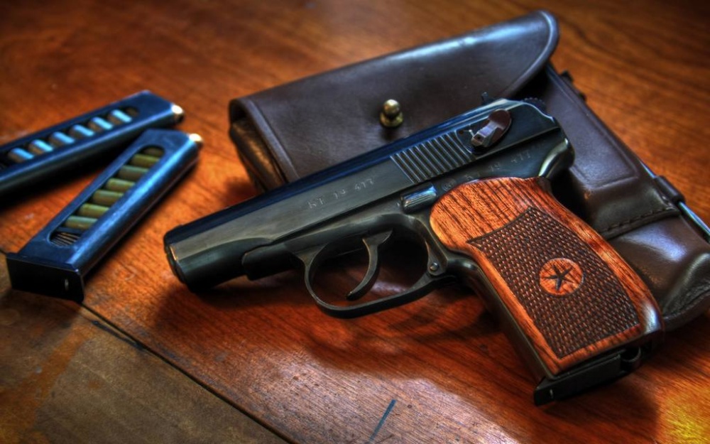 В Астрахани перед судом предстанет бывший полицейский, который застрелил коллегу