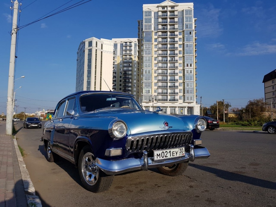 Астраханец продает легендарную "Волгу-ГАЗ-21" за 1,8 миллионов рублей