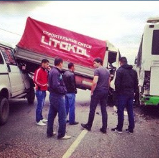 В Астрахани столкнулись две "Газели" и автобус (ОБНОВЛЕНО!)