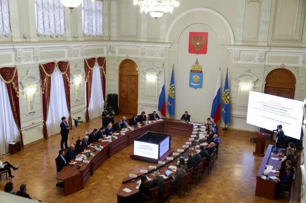 Закон «О правительстве Астраханской области» причешут и откроют безлимит на пересменку вице-губернаторов