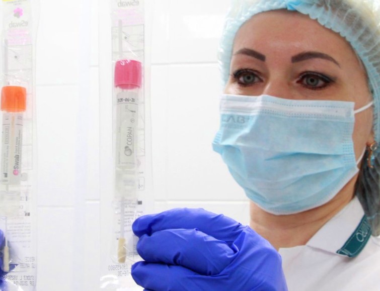 Тестирование на антитела к коронавирусу проводится в больнице «РЖД-Медицина» города Астрахани