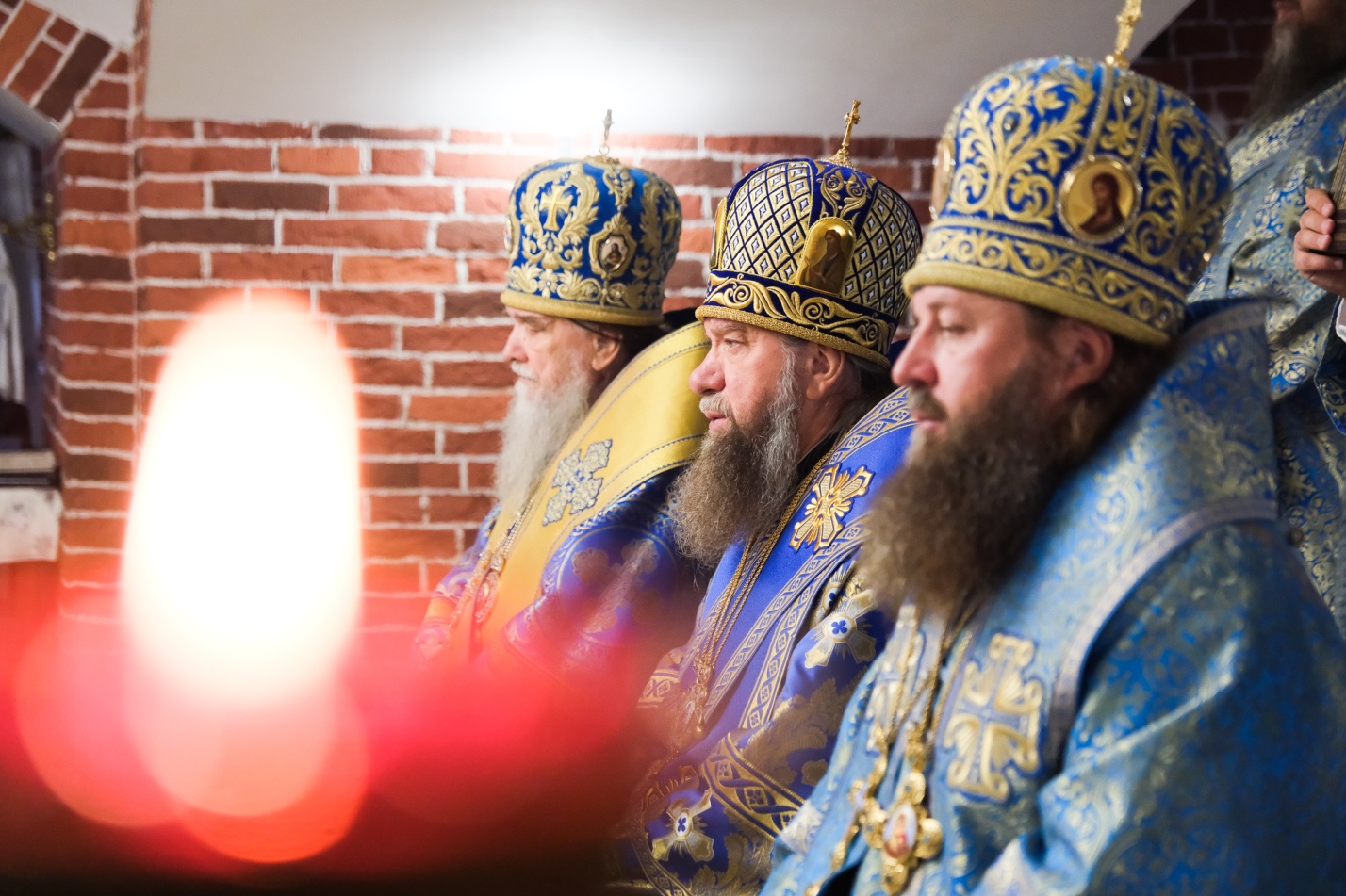 Игорь Мартынов поздравил митрополита Астраханского и Камызякского Никона с днем архиерейской хиротонии