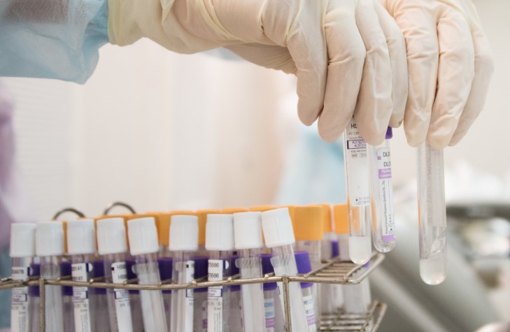 Дума Астраханской области откликнулась на призыв Службы крови