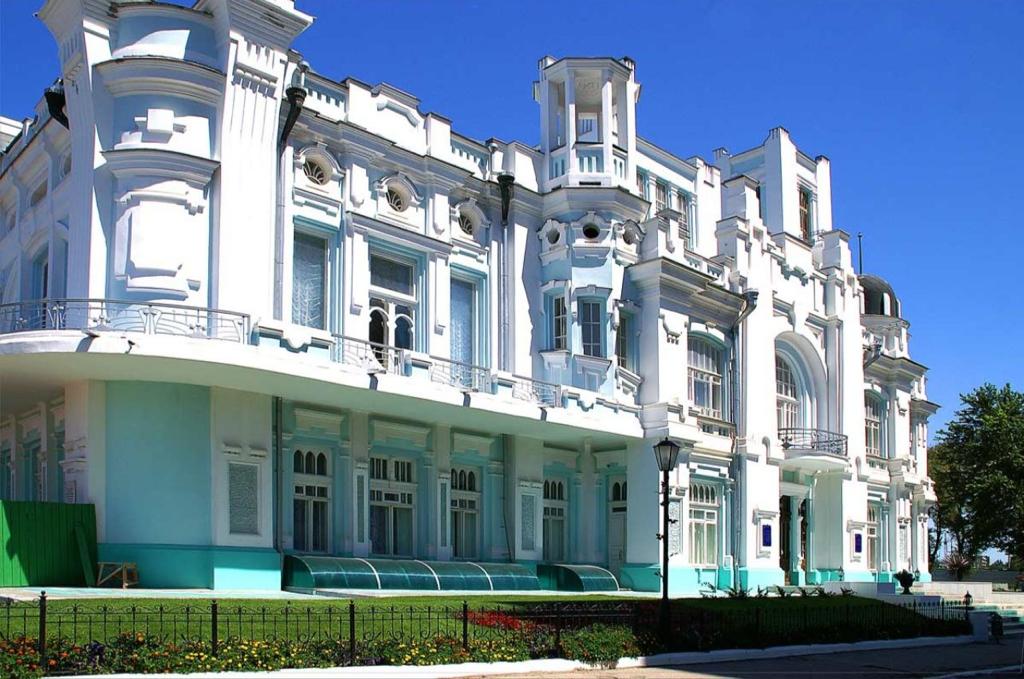 В Астрахани открывается свадебный сезон