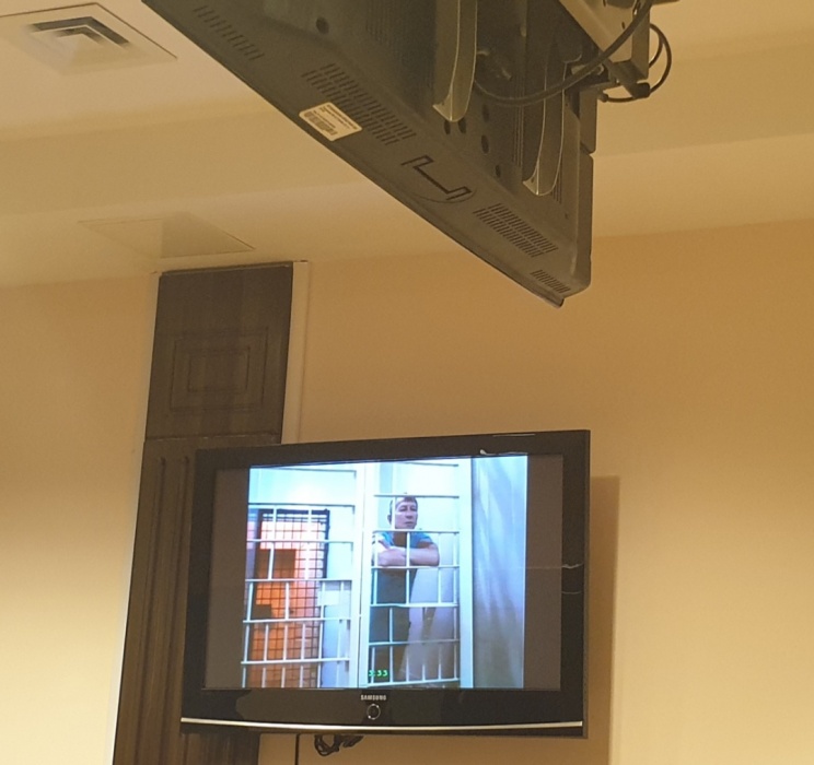 Известного астраханского политтехнолога и организатора фестиваля "Вобла" Игоря Белякова оставили в СИЗО