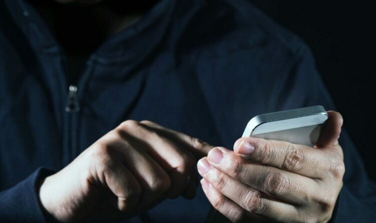 Астраханский военный перевел аферистам баснословную сумму