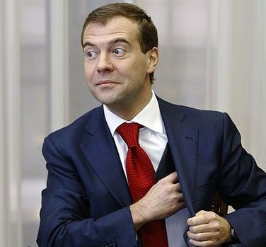 МИНУС 2%. Медведев внес законопроект, снижающий барьер прохождения партий в ГД РФ