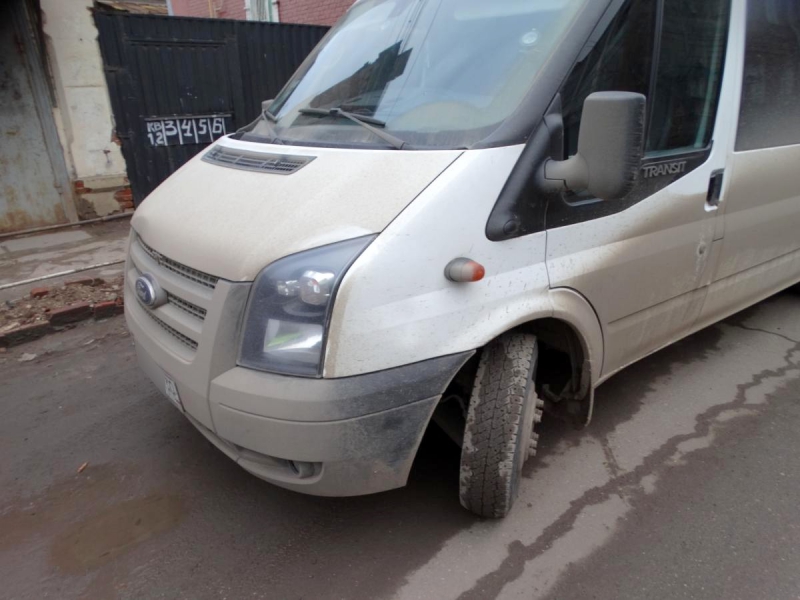 В Астрахани под машину на «зебре» попал 8-летний мальчик