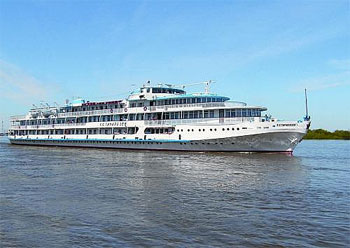 Астраханские ветераны отправляются в круиз по Волге