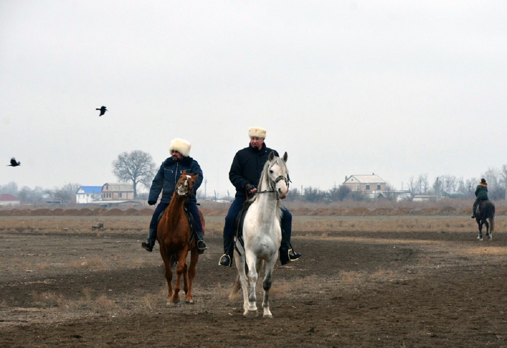 Астраханские казаки соревнуются за право участвовать в походе
