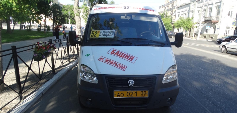 В Астрахани две пенсионерки попали в больницу после поездки в маршрутке 