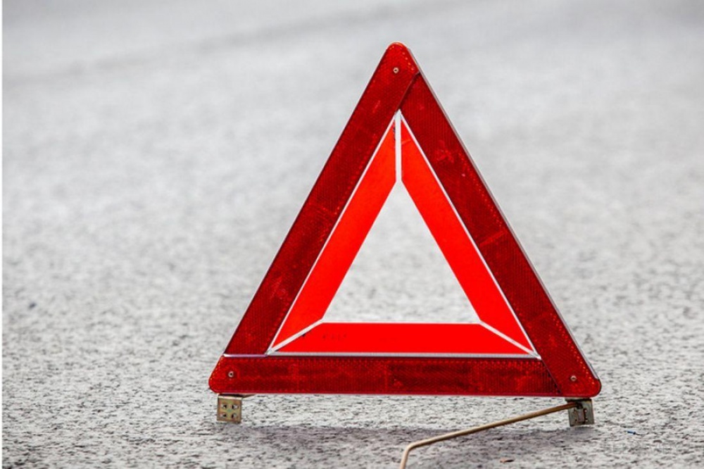 В Астрахани грузовая ГАЗель сбила женщину