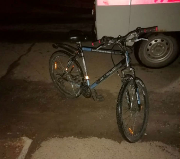 Пытался скрыться, но не получилось: задержан автомобилист, сбивший велосипедистку.