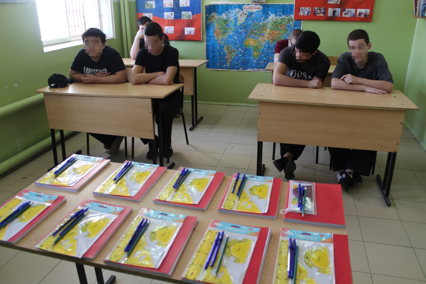 Двенадцать астраханских школьников встретили День знаний в СИЗО