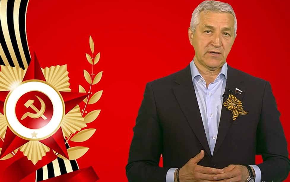 Депутат Госдумы Леонид Огуль поздравил астраханцев с наступающим Днем Победы