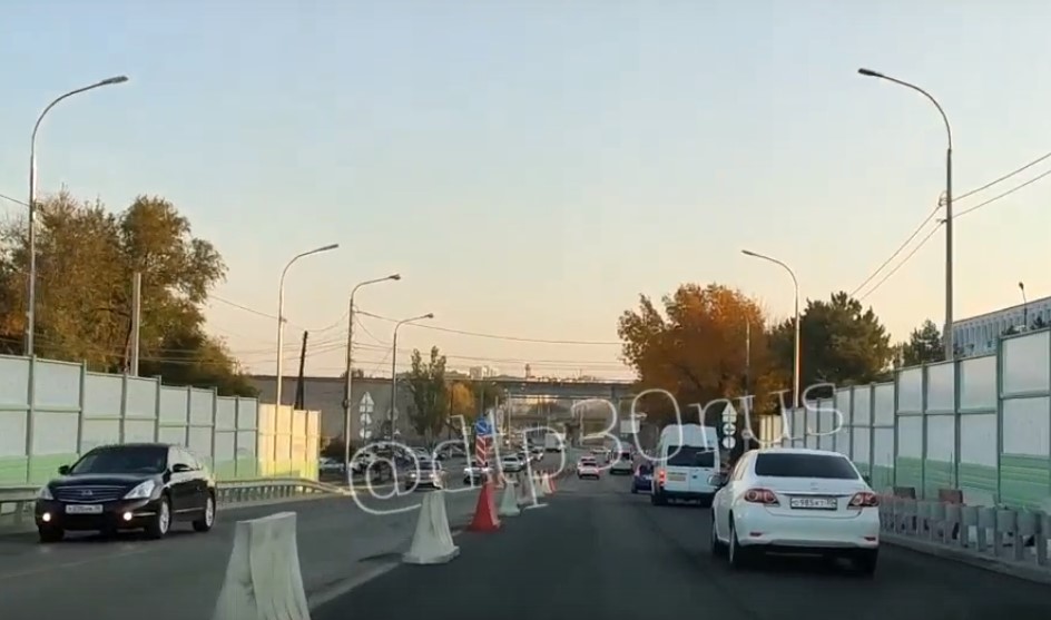 На половине Милицейского моста в Астрахани открыли все полосы для движения