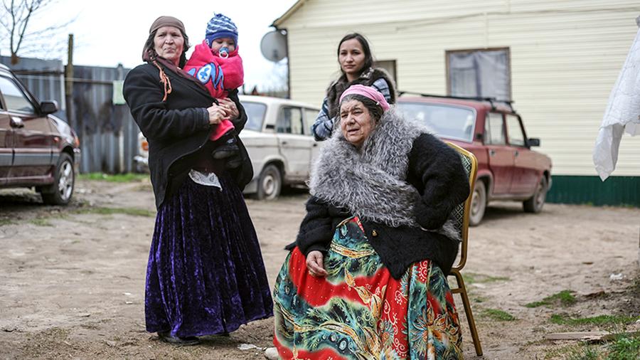 Глава астраханской цыганской диаспоры ничего не знает о переселении цыган в наш регион