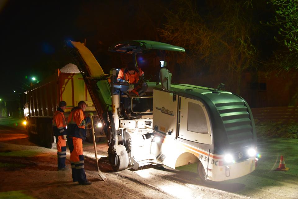 В Астрахани начался ямочный ремонт дорог