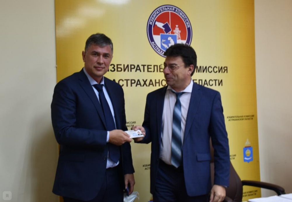 Стало известно, кому достанется депутатский мандат Рината Аюпова в облдуме