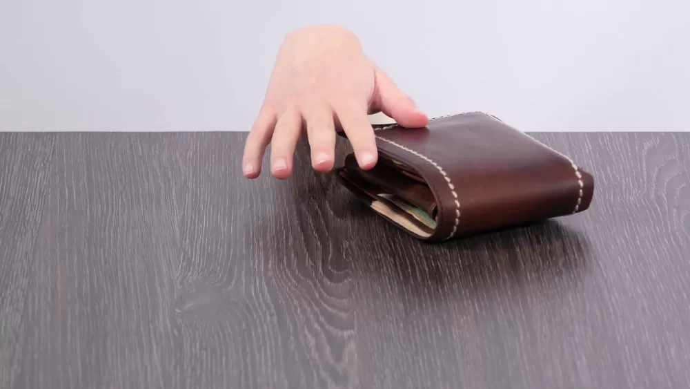 Грабеж или «чушиный» закон? С астраханцев собираются взять плату за целый месяц отсутствующего отопления