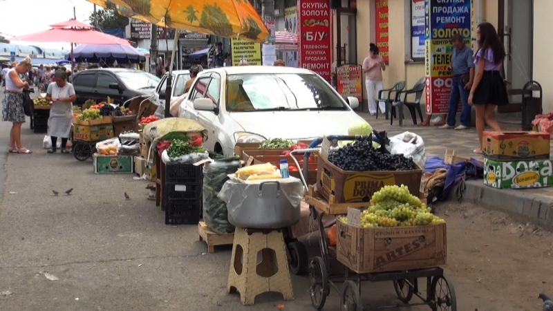 Астраханская полиция продолжает рейды на Больших Исадах