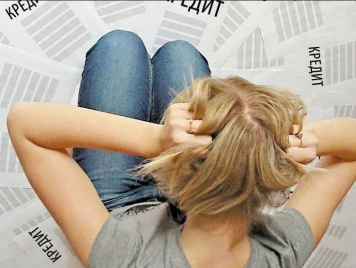 Астраханка залезла в кредиты ради любовника-афериста