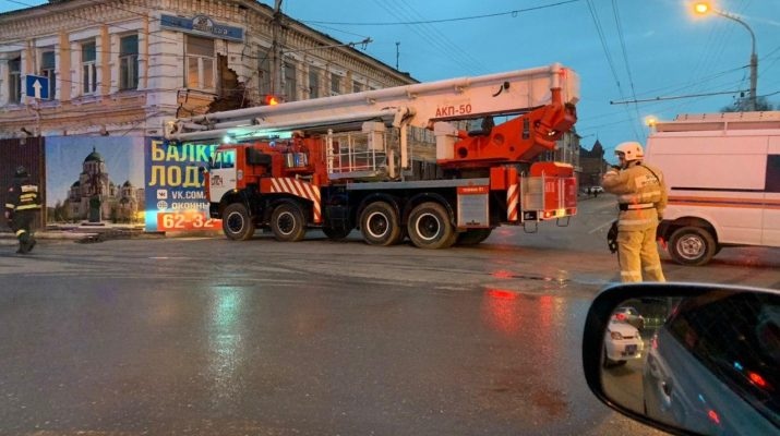 Пожар на Бакинской в Астрахани полностью ликвидирован, есть пострадавший