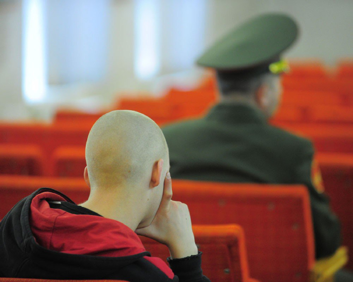 Под Астраханью 21-летний уклонист может попасть на 2 года в колонию