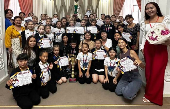 Астраханский ансамбль выиграл Гран-при на международном танцевальном конкурсе в Казахстане
