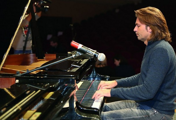 Маликов провел мастер-класс для учащихся музыкальных школ Астрахани