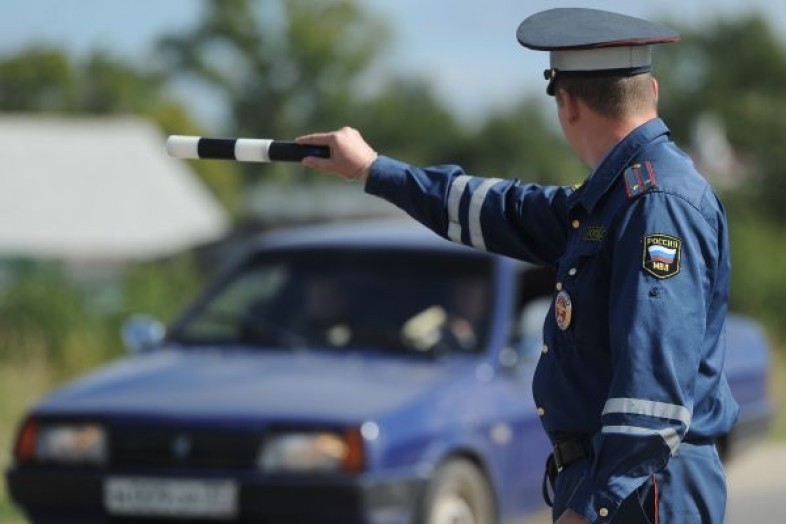 Почти 3000 нарушений ПДД зафиксировано в выходные на дорогах Астрахани