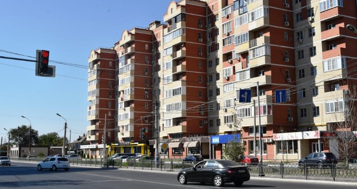 В Астрахани появился новый светофорный объект