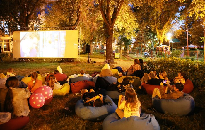 Сегодня в Астрахани в последний раз покажут кино под открытым небом 