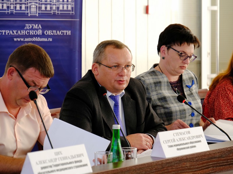 Игорь Мартынов представил законопроекты, сохраняющие региональные льготы будущим пенсионерам