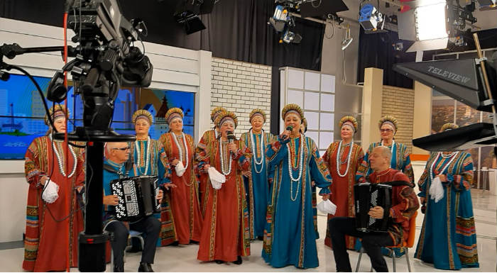 Народный хор поселка Кирпичного завода принял участие в телесъемках